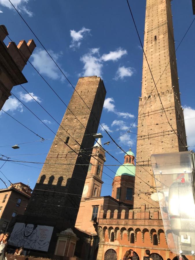 La Corte Del Sant'Orsola Rooms Bologna Bagian luar foto